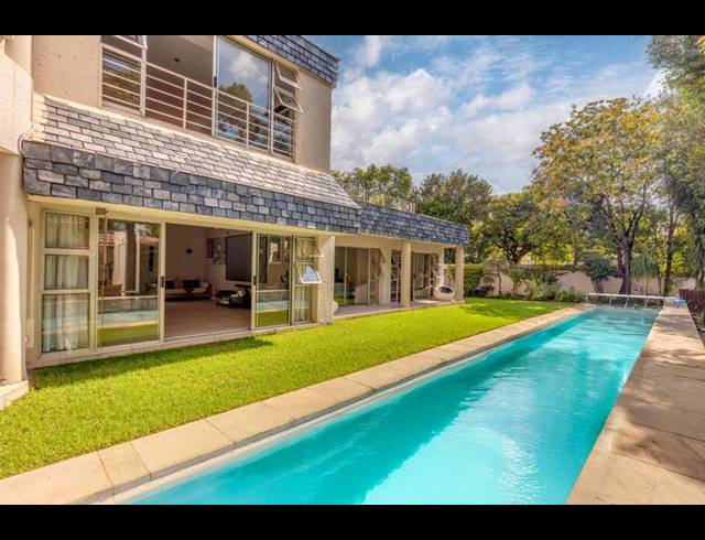 5 BEDROOM HOUSE FOR SALE IN FOURWAYS GARDENS